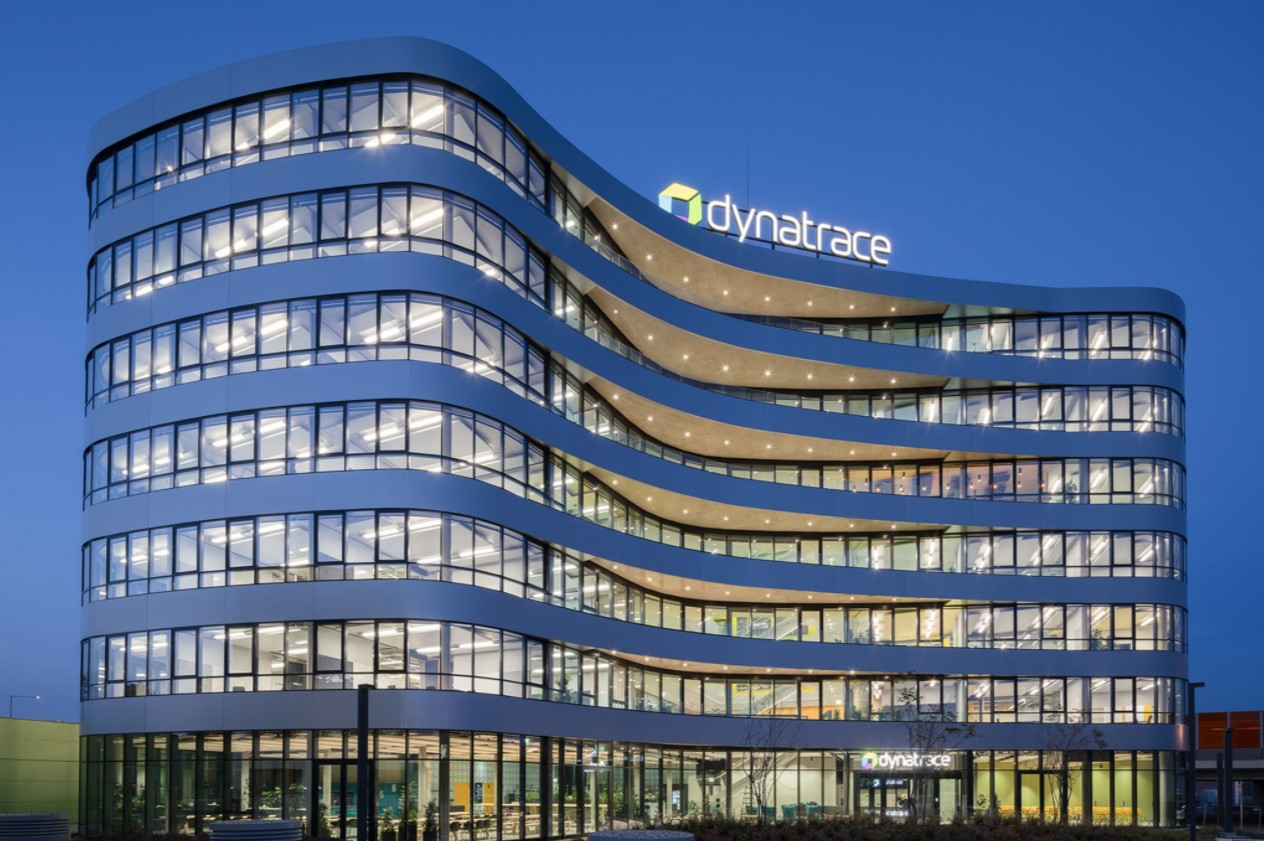 Dynatrace Hauptsitz Gebäude in Linz (Foto von Mark Sengstbratl/Dynatrace)
